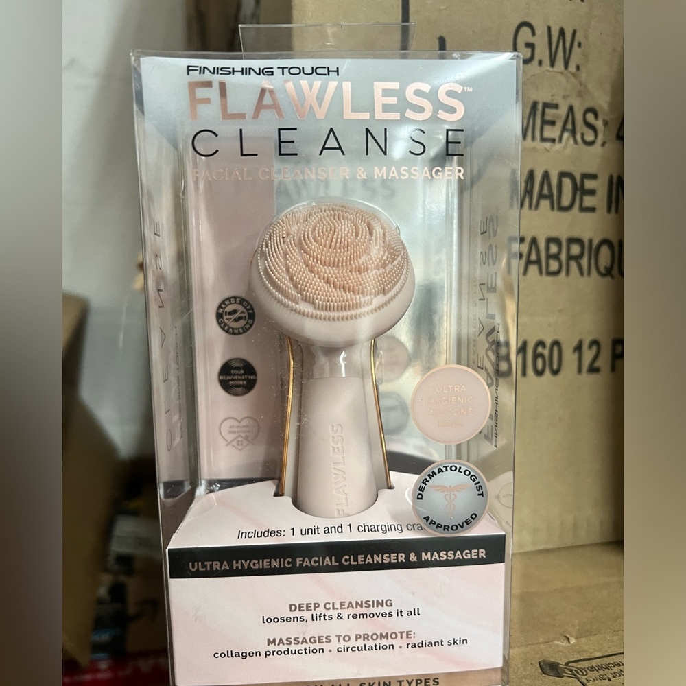 Finishing touch flawless cleanse facial cleanser